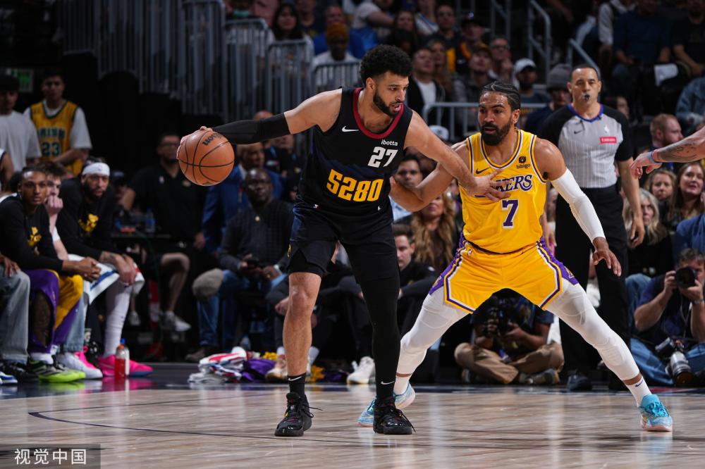 年来屡屡化 年来屡屡化